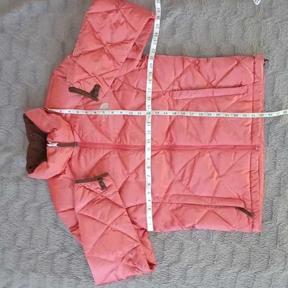 Women's Red The North Face ALIS Quilted Puffer Jacket - Size Medium - Picture 1 of 12